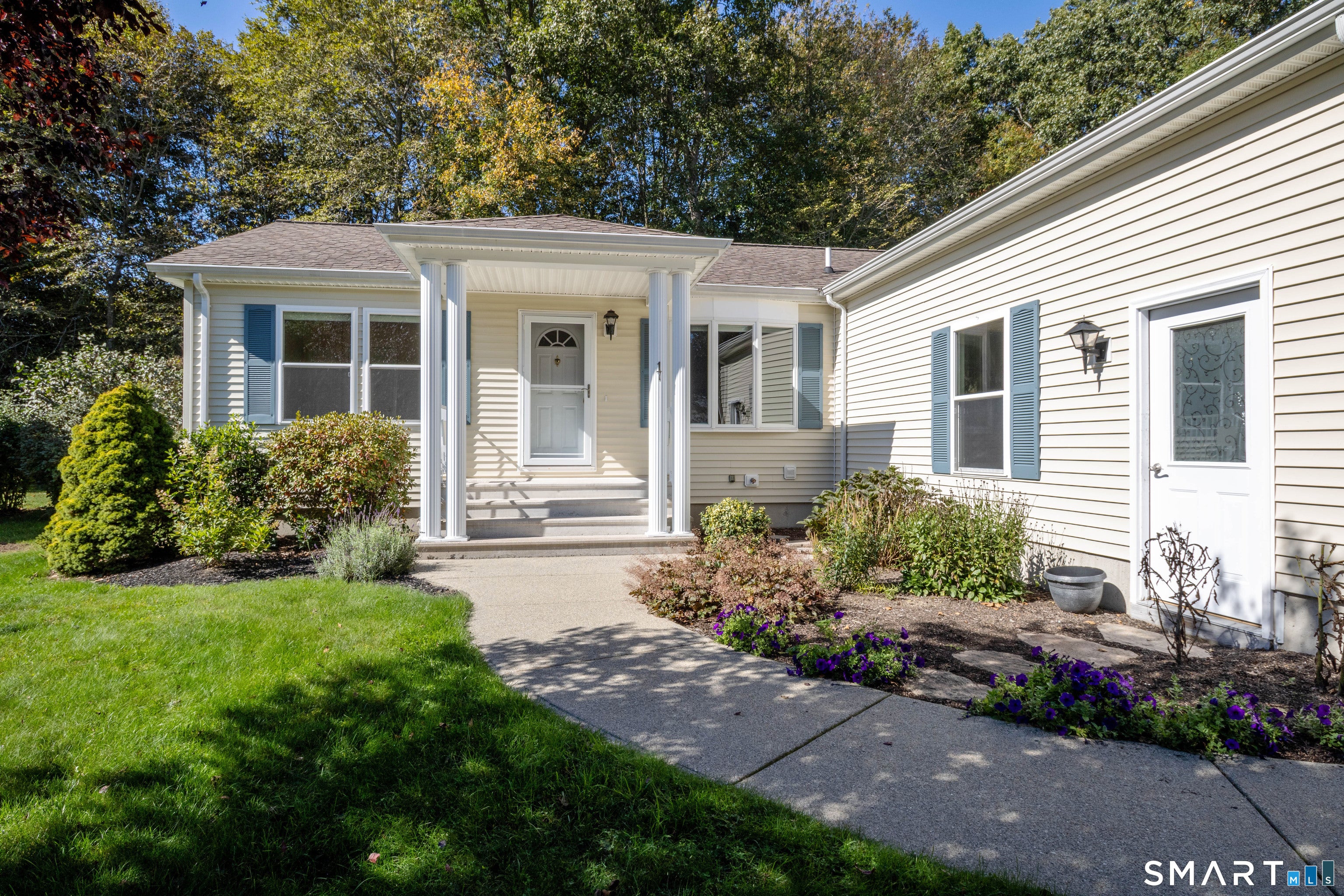 17 Wyndwood Road
