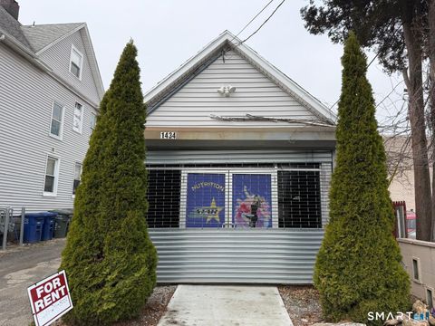 Photo of 1434 North Avenue, Bridgeport, CT 06604 (MLS # 24164311)