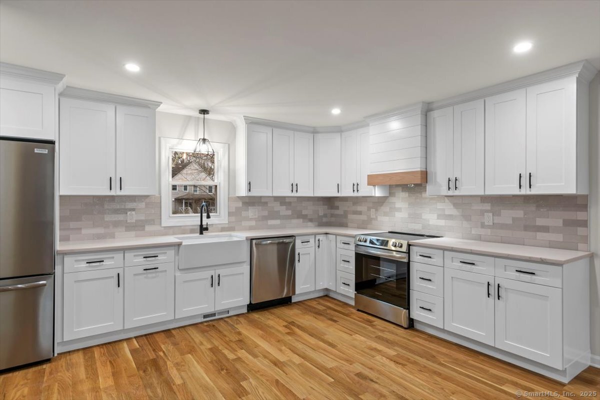 7 Center Road, Waterford, Connecticut image 7