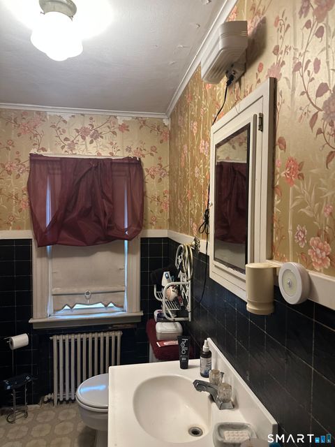 Tiny photo for 70 Judwin Avenue, New Haven, CT 06515 (MLS # 24160874)