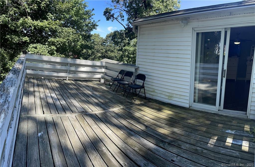 665 W Main Street, West Haven, Connecticut image 25