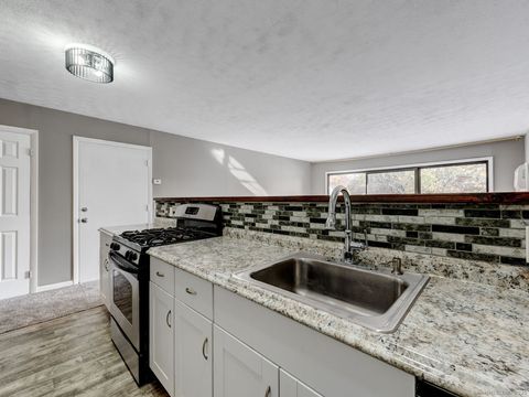 Tiny photo for 105 Florence Road #2B, Branford, CT 06405 (MLS # 24142985)