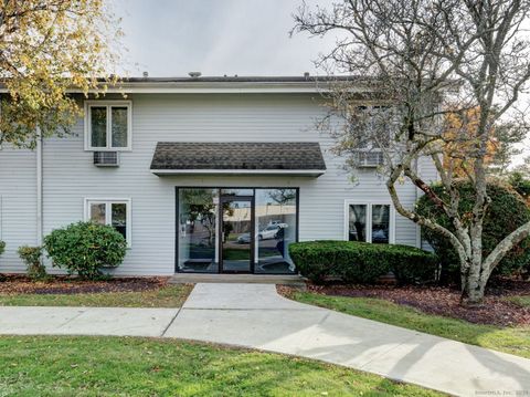 Photo of 105 Florence Road #2B, Branford, CT 06405 (MLS # 24142985)