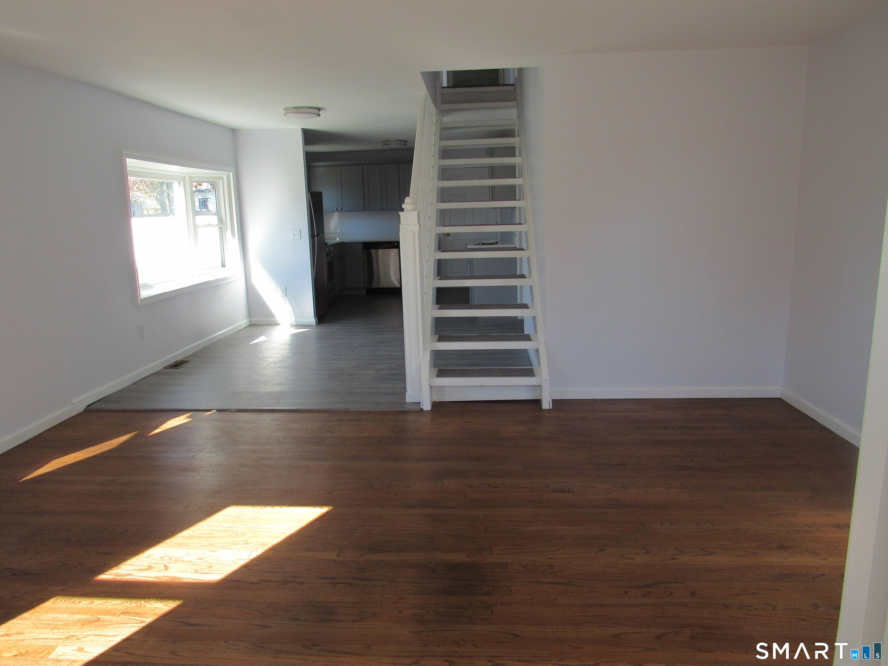 33 Hillcrest Avenue