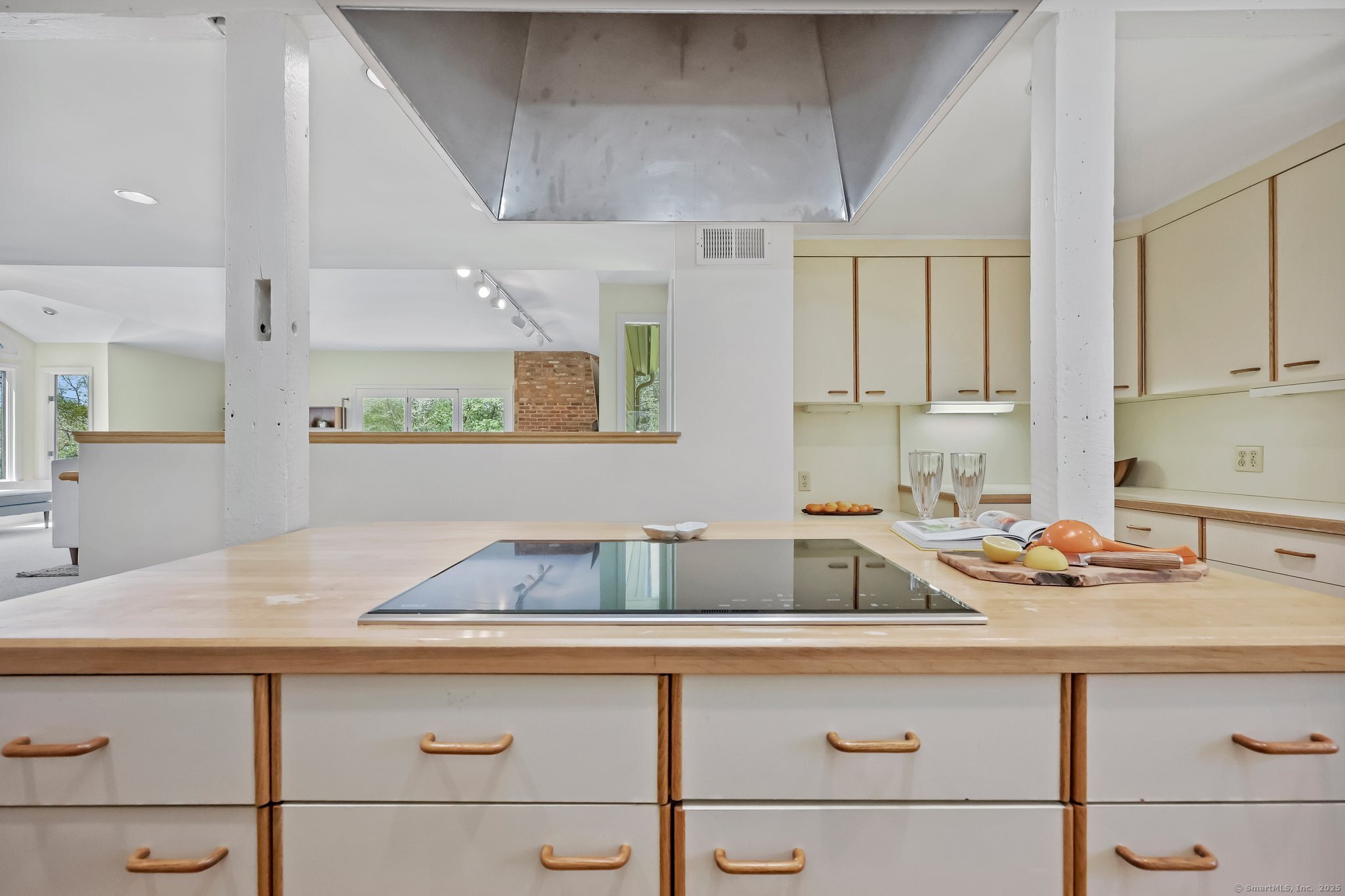 238 Weed Street, New Canaan, Connecticut image 17