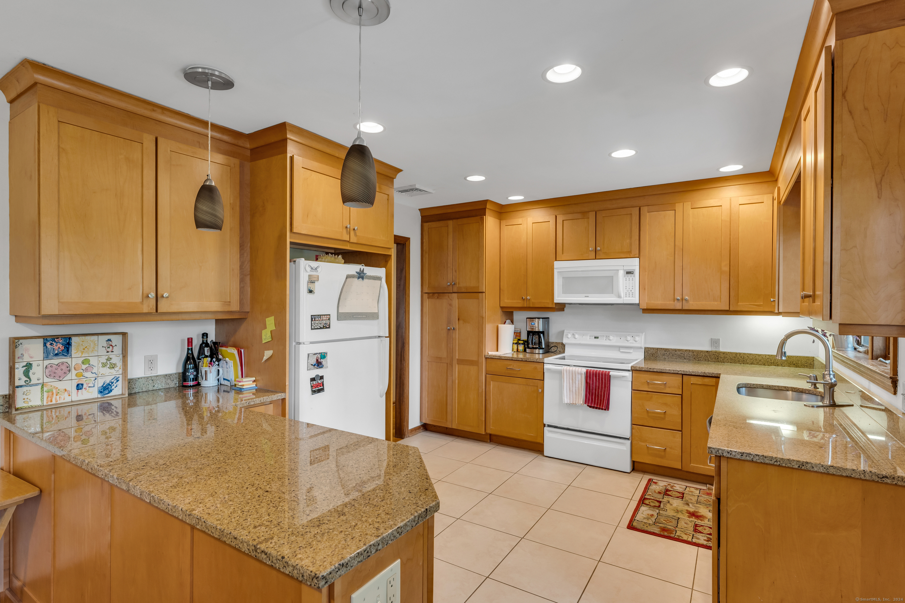 212 Woodland Road, Guilford, Connecticut image 9