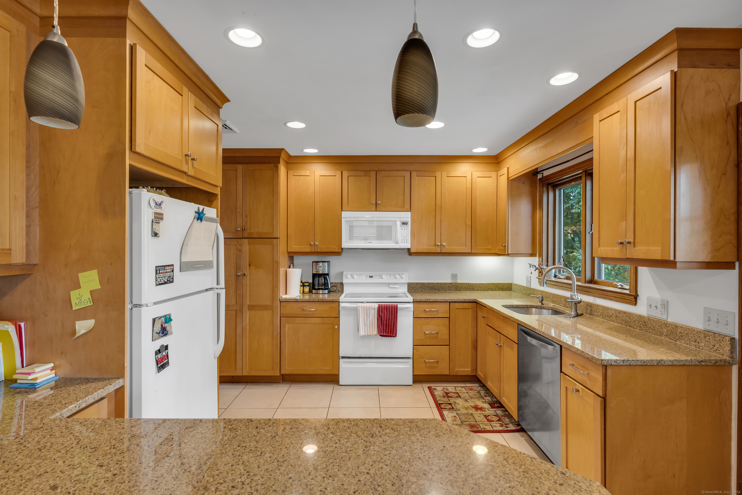 212 Woodland Road, Guilford, Connecticut image 8