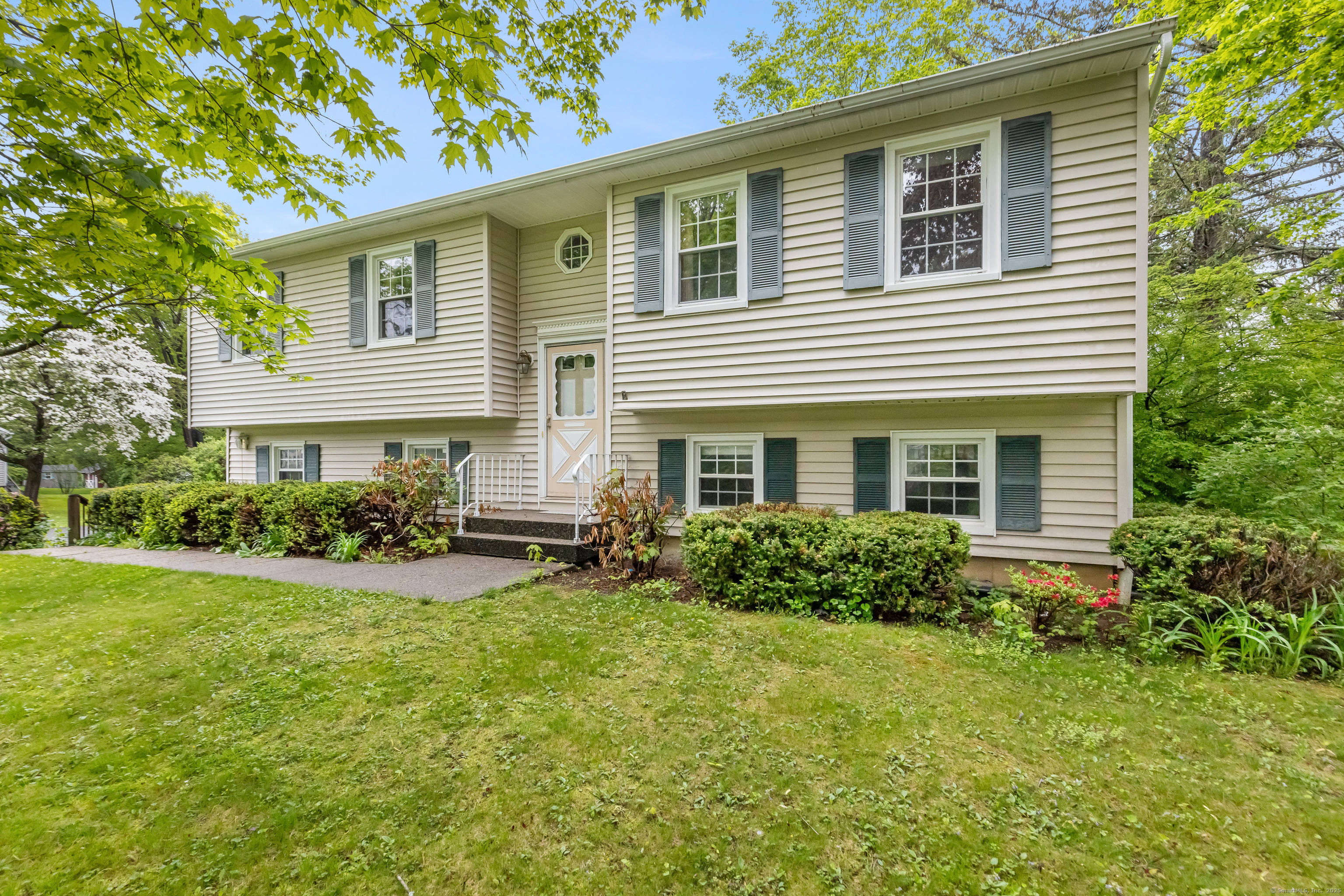 2 Old Orchard Lane, New Milford, Connecticut image 3