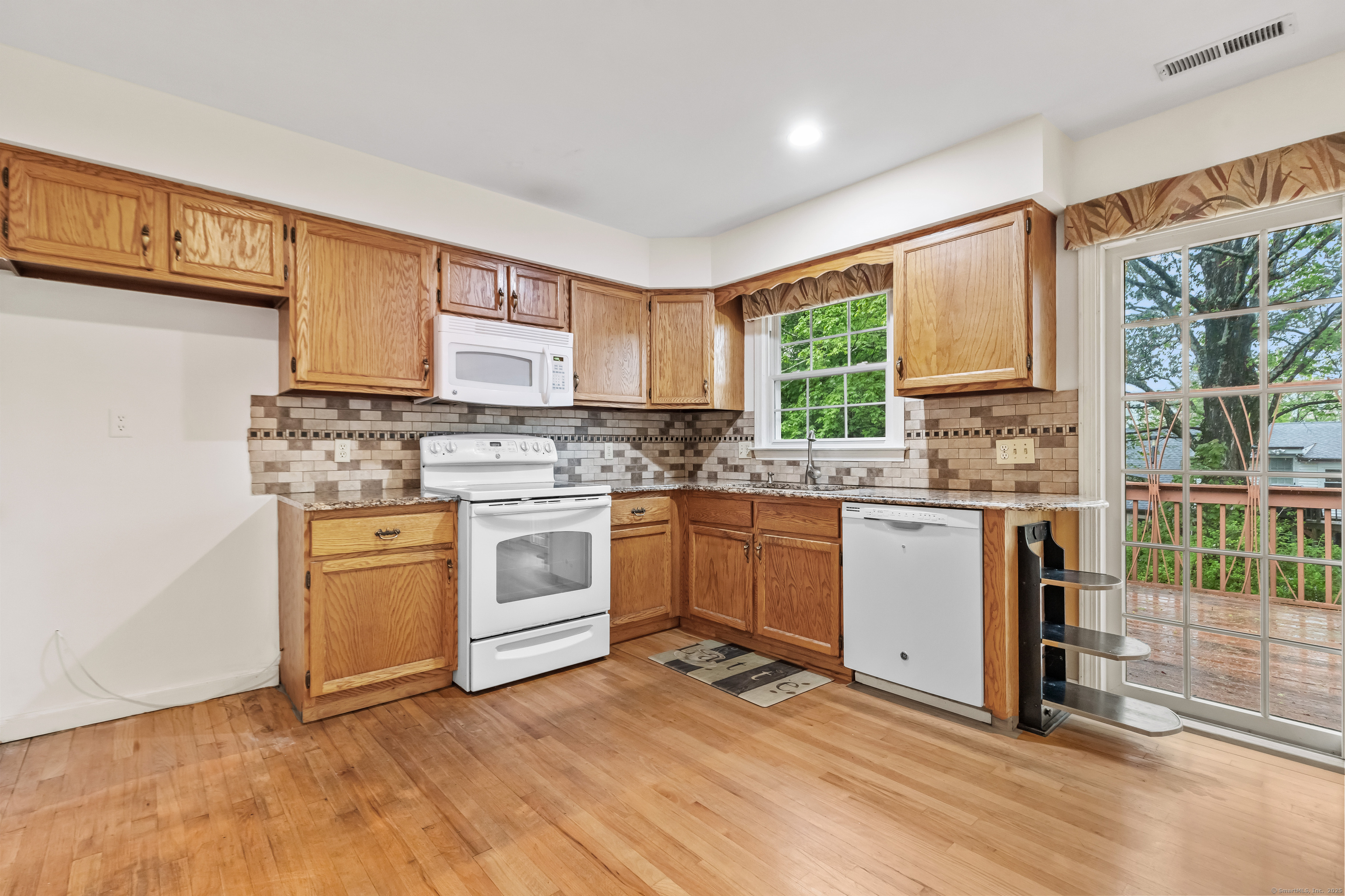 2 Old Orchard Lane, New Milford, Connecticut image 6