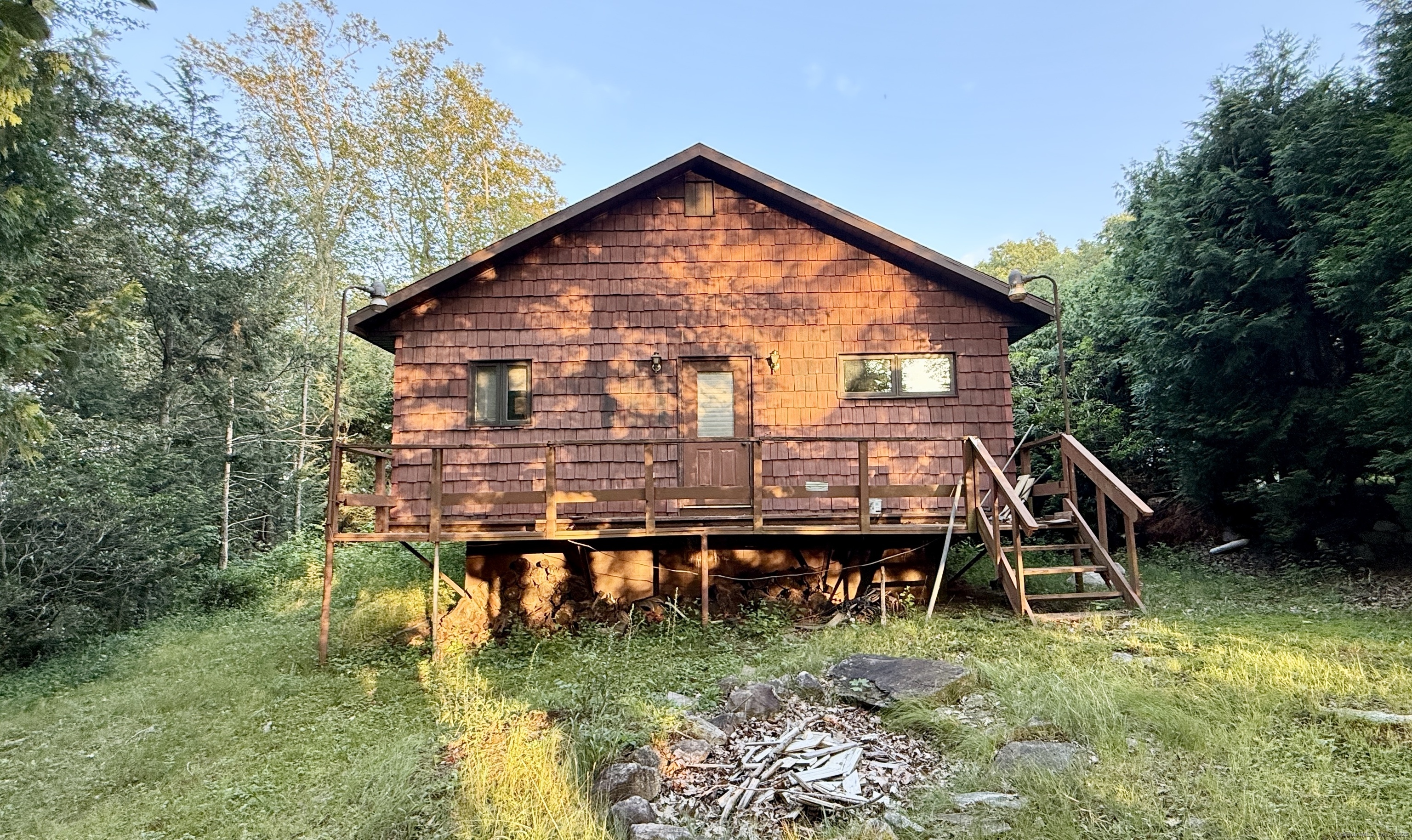 25 Davis Road