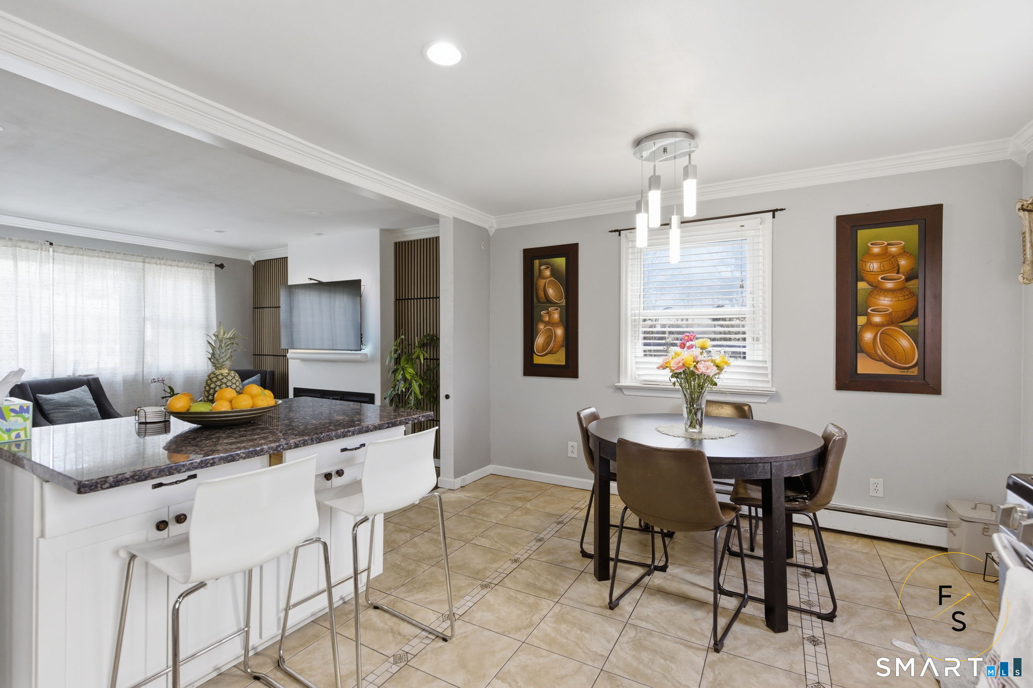 1 Phillips Street APT 4