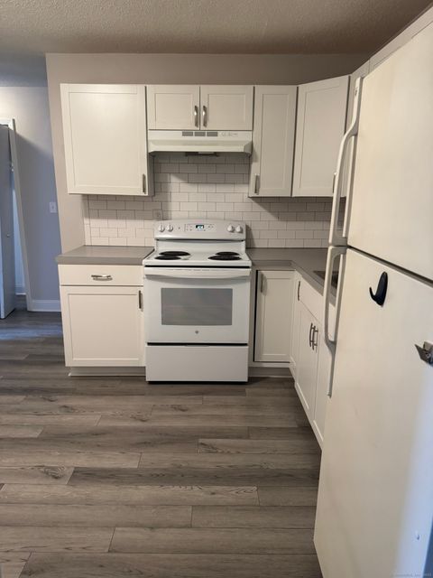Tiny photo for 85 Old Town Road #34, Vernon, CT 06066 (MLS # 24131906)