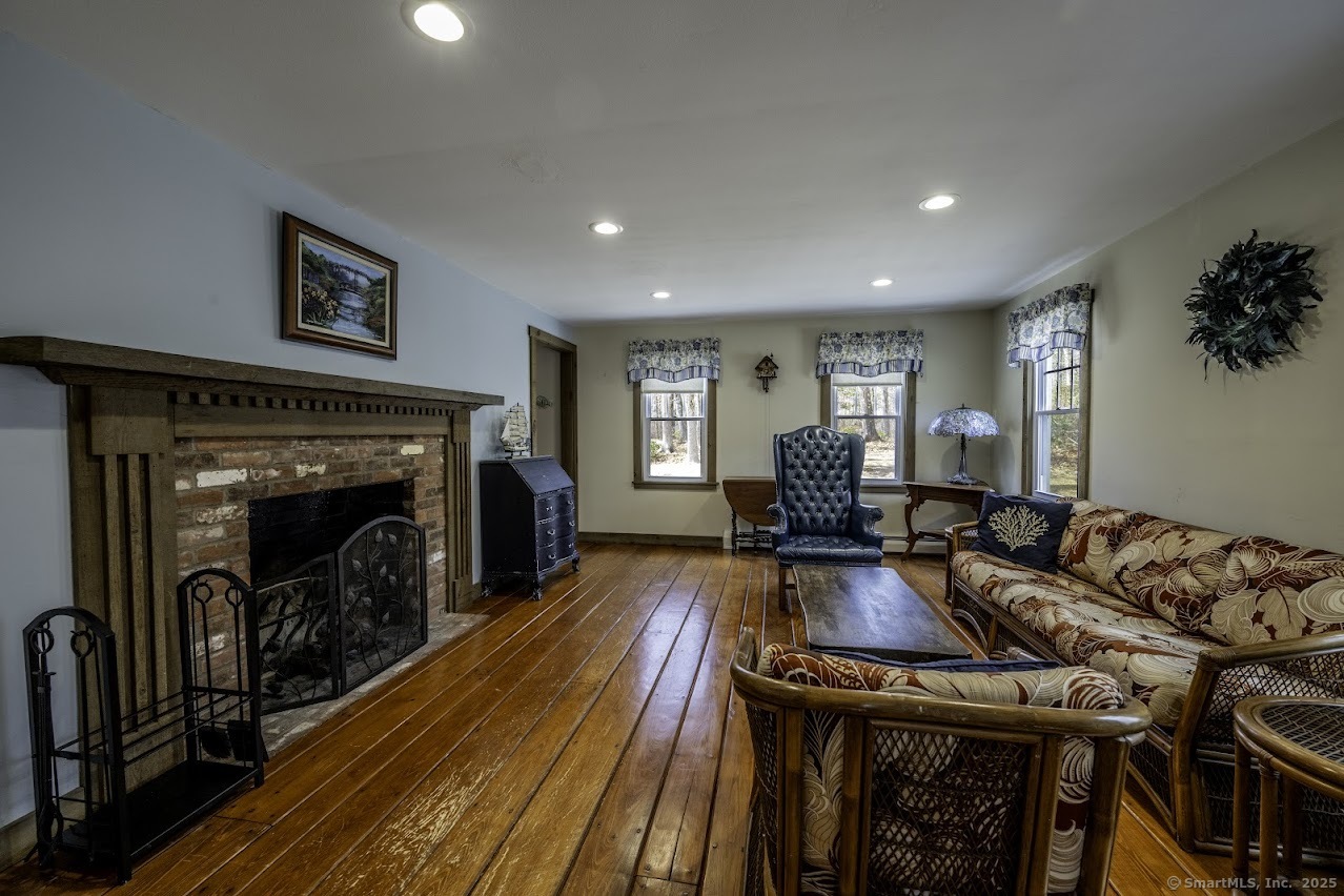 127 Skunk Misery Road, Haddam, Connecticut image 11