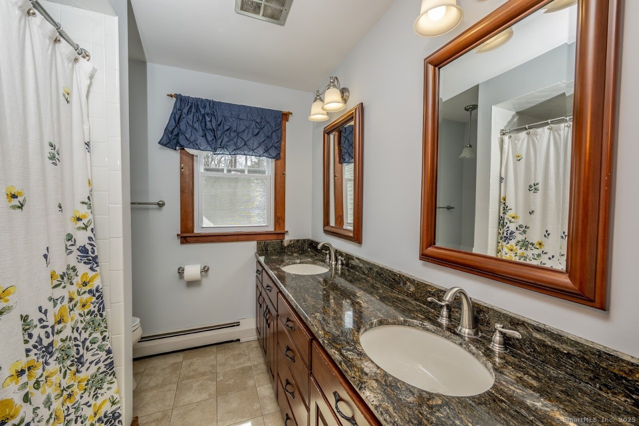 127 Skunk Misery Road, Haddam, Connecticut image 17