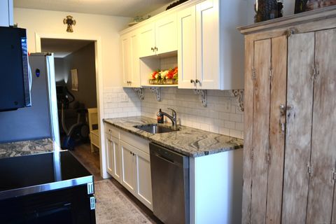 Tiny photo for 41 Mountain Laurel Court #41, Cromwell, CT 06416 (MLS # 24128821)