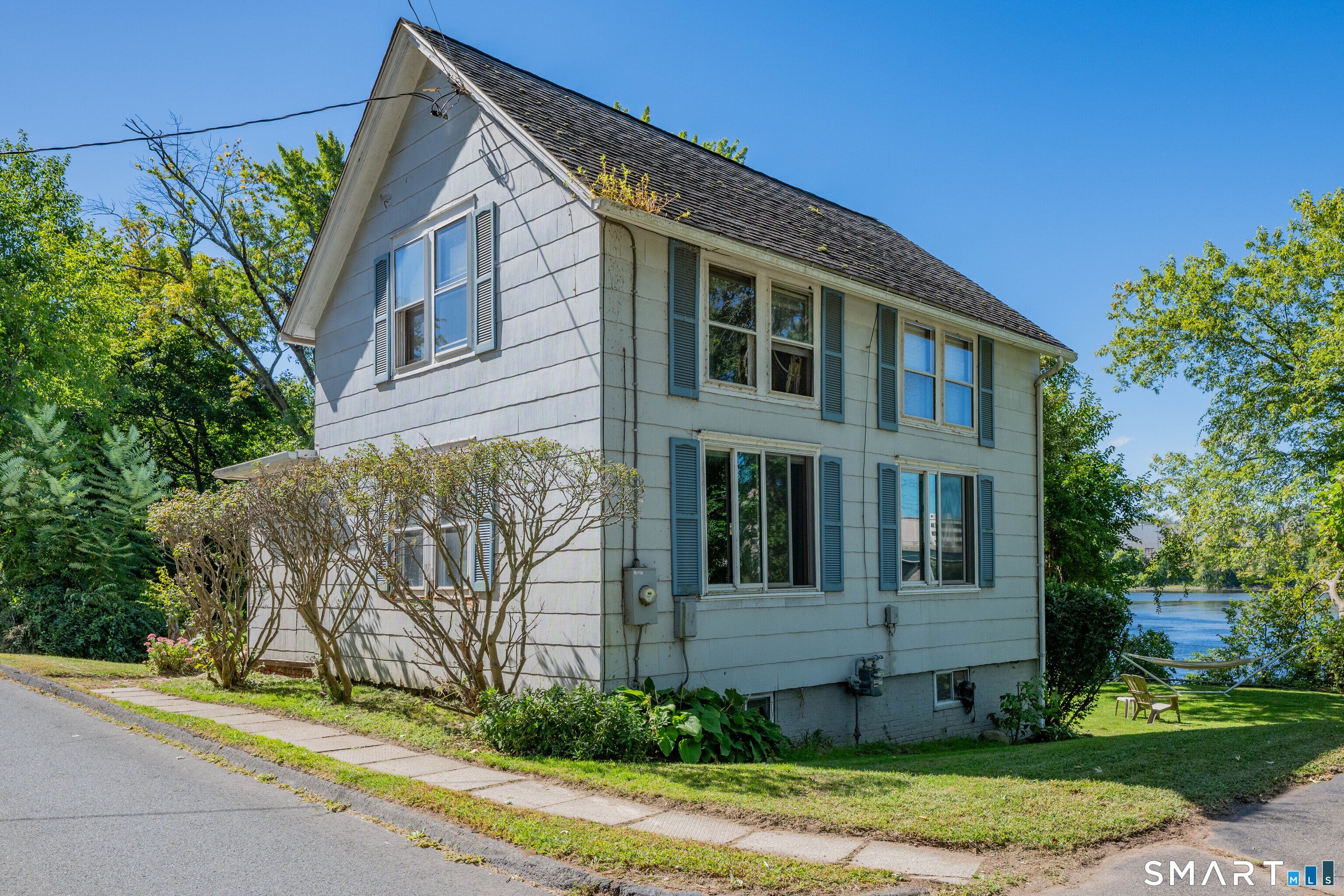 83 South Water Street