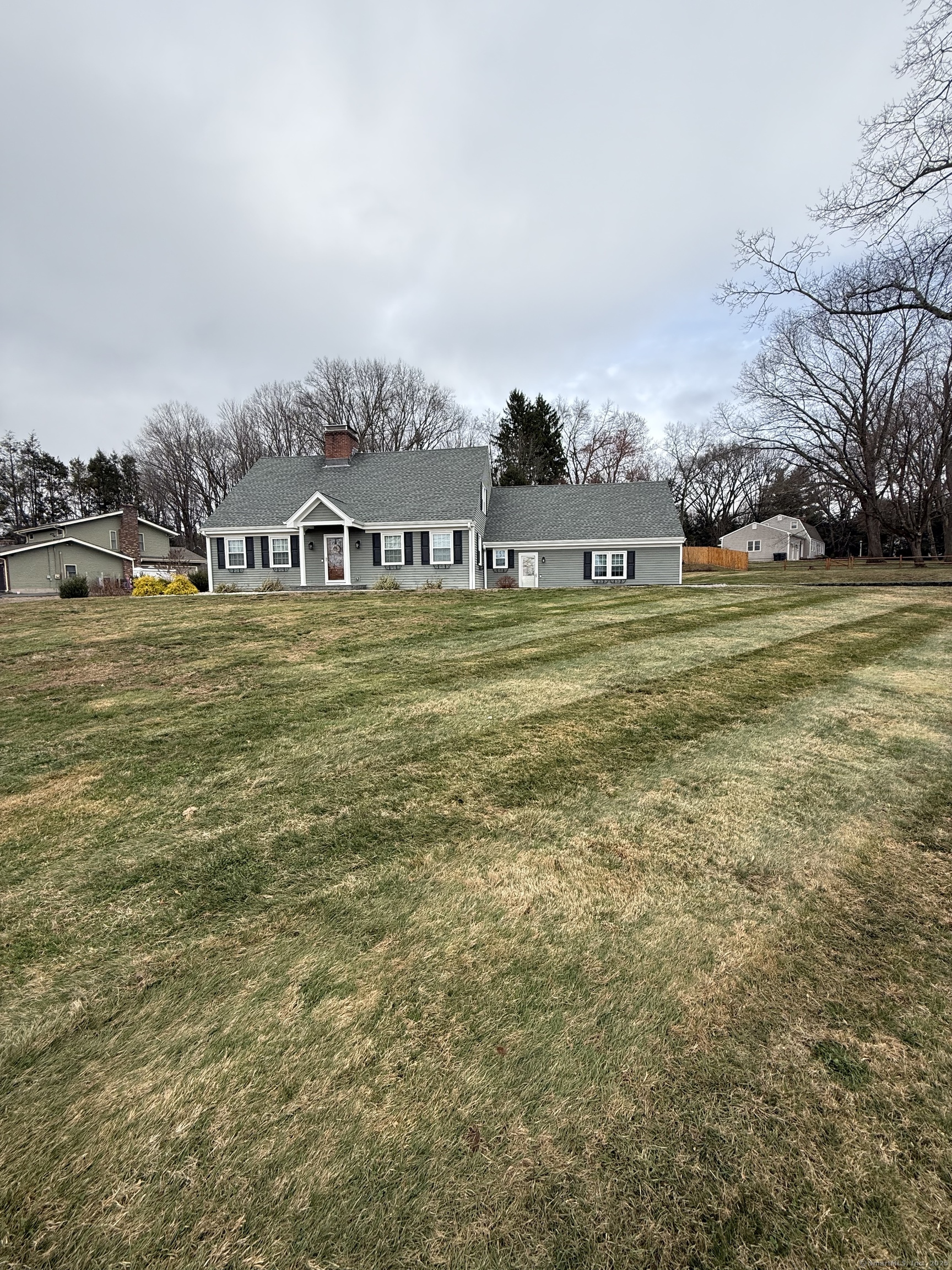 Johnson Avenue, Southington, Connecticut - 4 Bedrooms  
4 Bathrooms  
9 Rooms - 