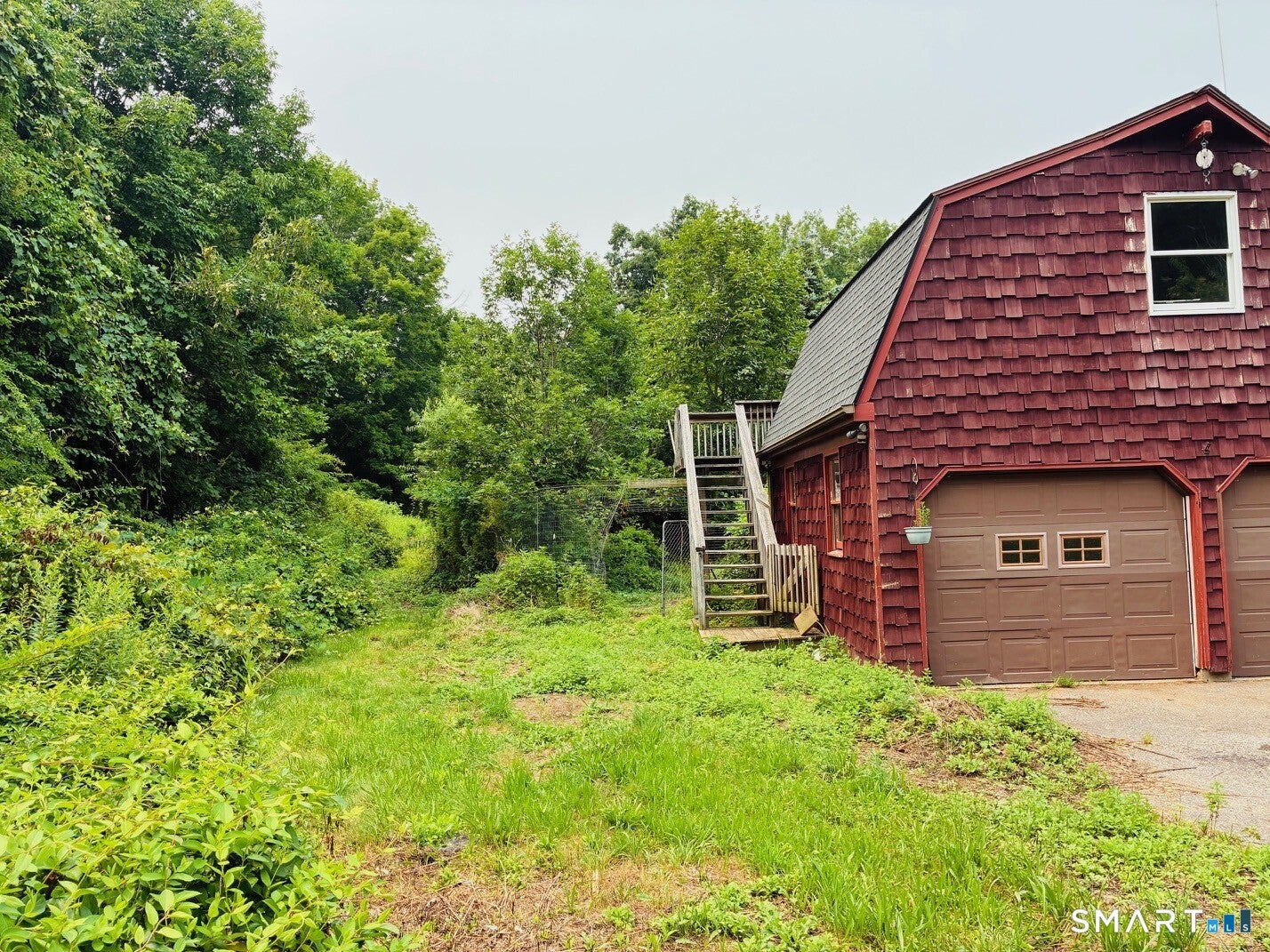 319 Lebanon Avenue