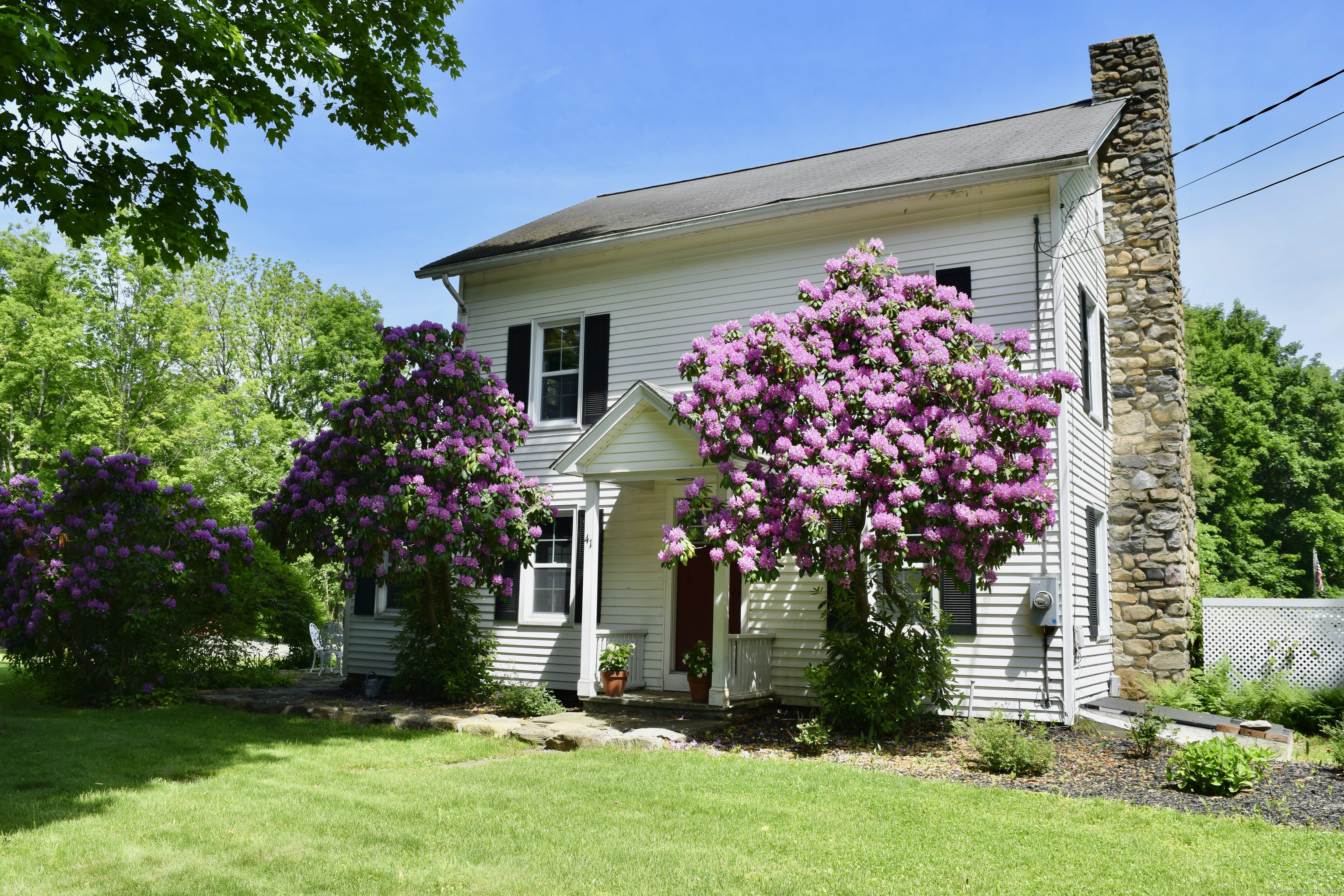 Rental Property at 41 Hipp Road, New Milford, Connecticut - Bedrooms: 4 
Bathrooms: 3 
Rooms: 8  - $4,000 MO.