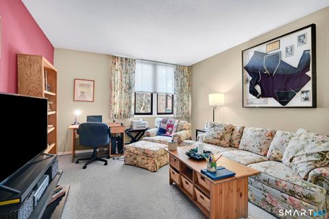 Tiny photo for 799 Prospect Avenue #APT A5, West Hartford, CT 06105 (MLS # 24150123)