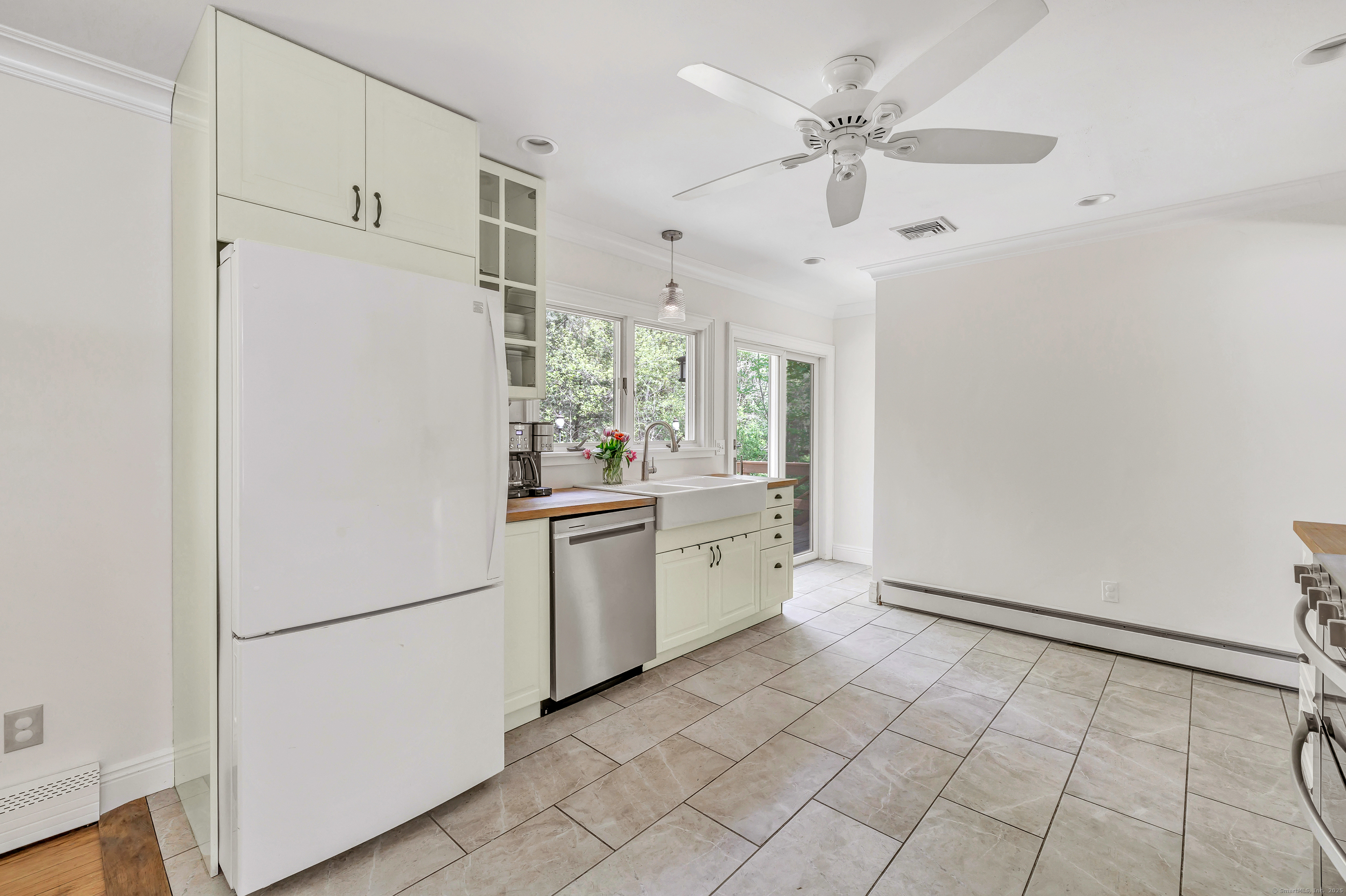 82 Village Drive, Shelton, Connecticut image 14