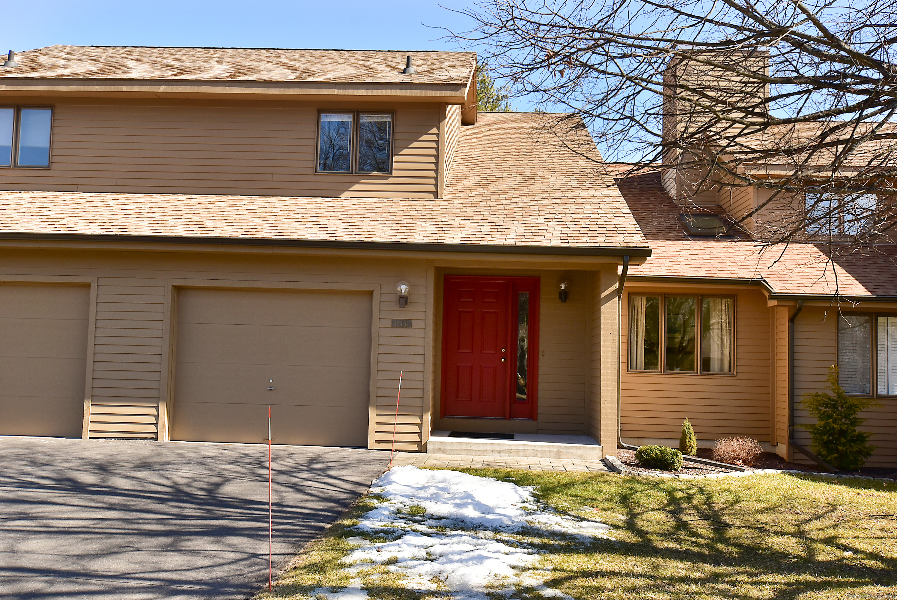 184 Oak Grove Street #APT B, Manchester, Connecticut image 2