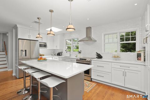 Tiny photo for 8 Willow Lane, Greenwich, CT 06870 (MLS # 24161971)