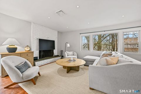 Tiny photo for 8 Willow Lane, Greenwich, CT 06870 (MLS # 24161971)