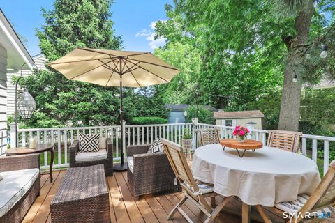 Photo of 8 Willow Lane, Greenwich, CT 06870 (MLS # 24161971)