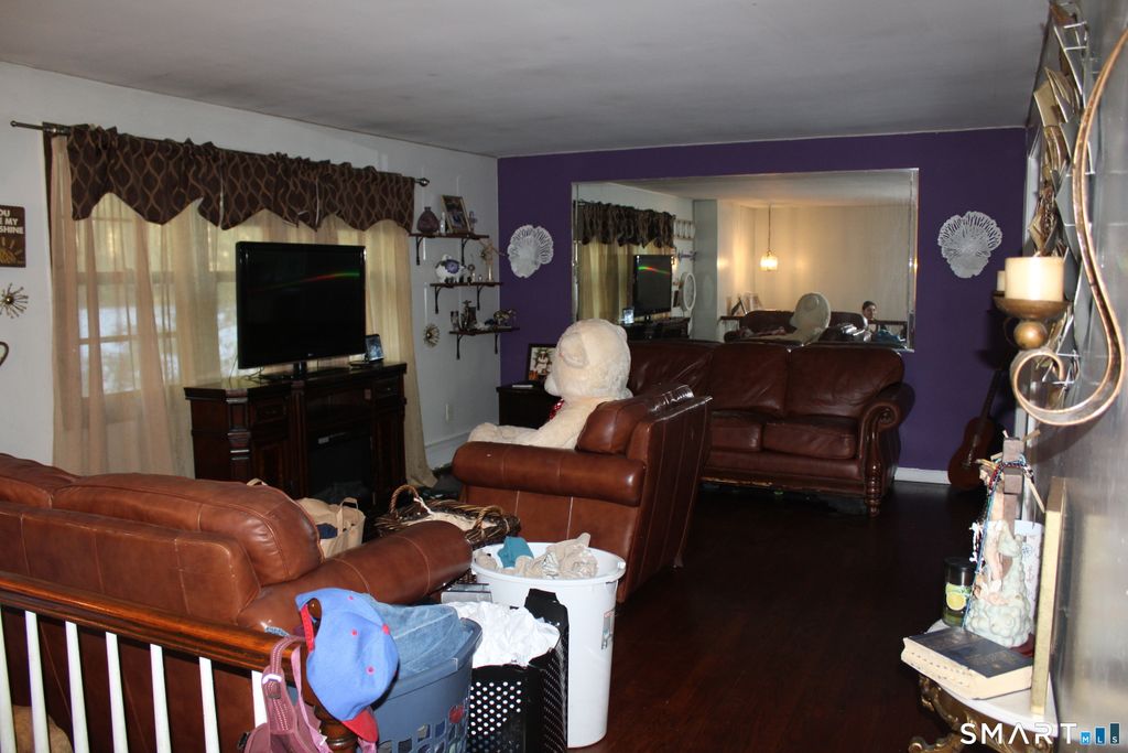 Photo of 211 Macktown Road, Windsor, CT 06095 (MLS # 24149667)