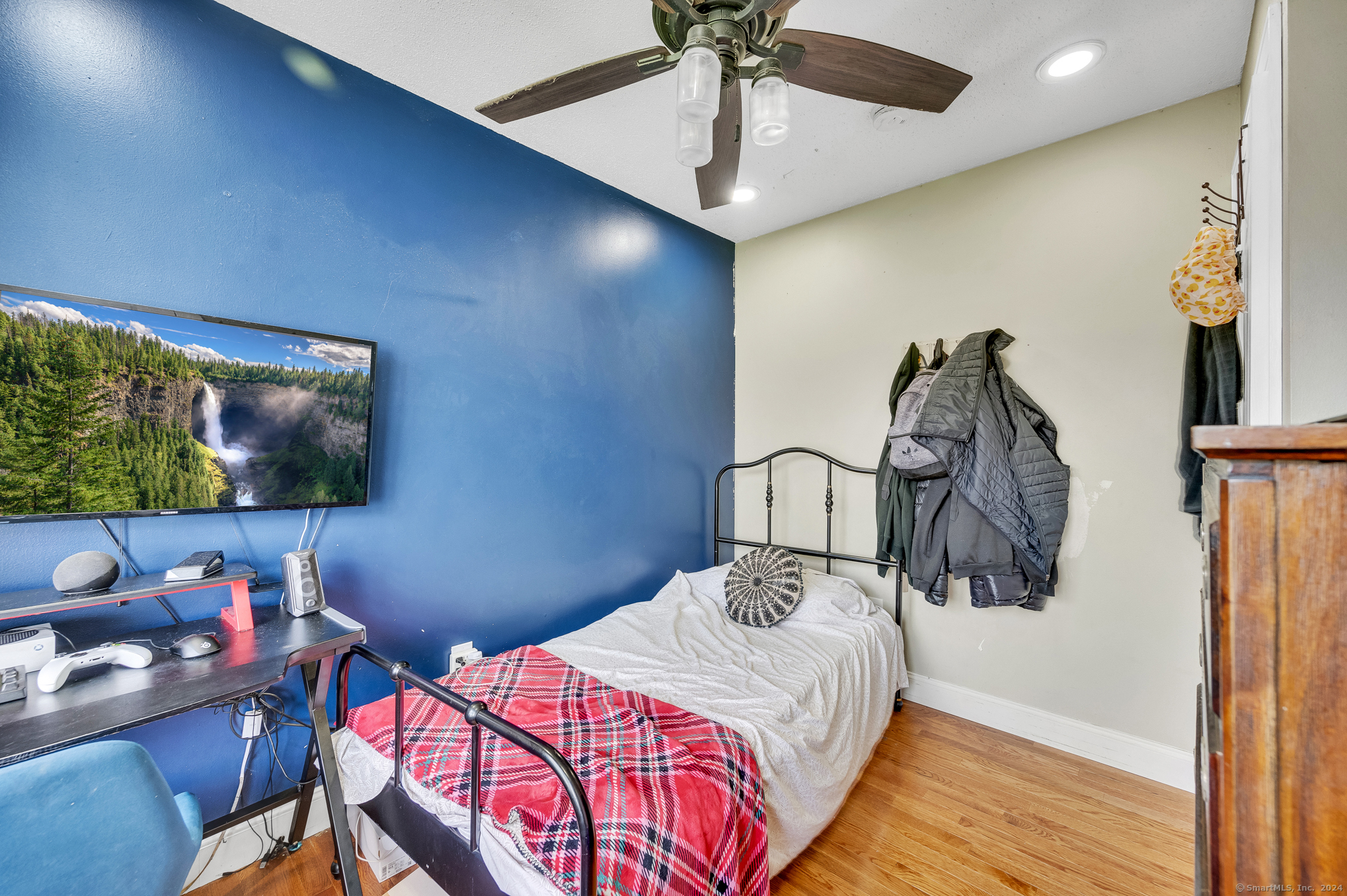 31 Laura Circle, East Haven, Connecticut image 16
