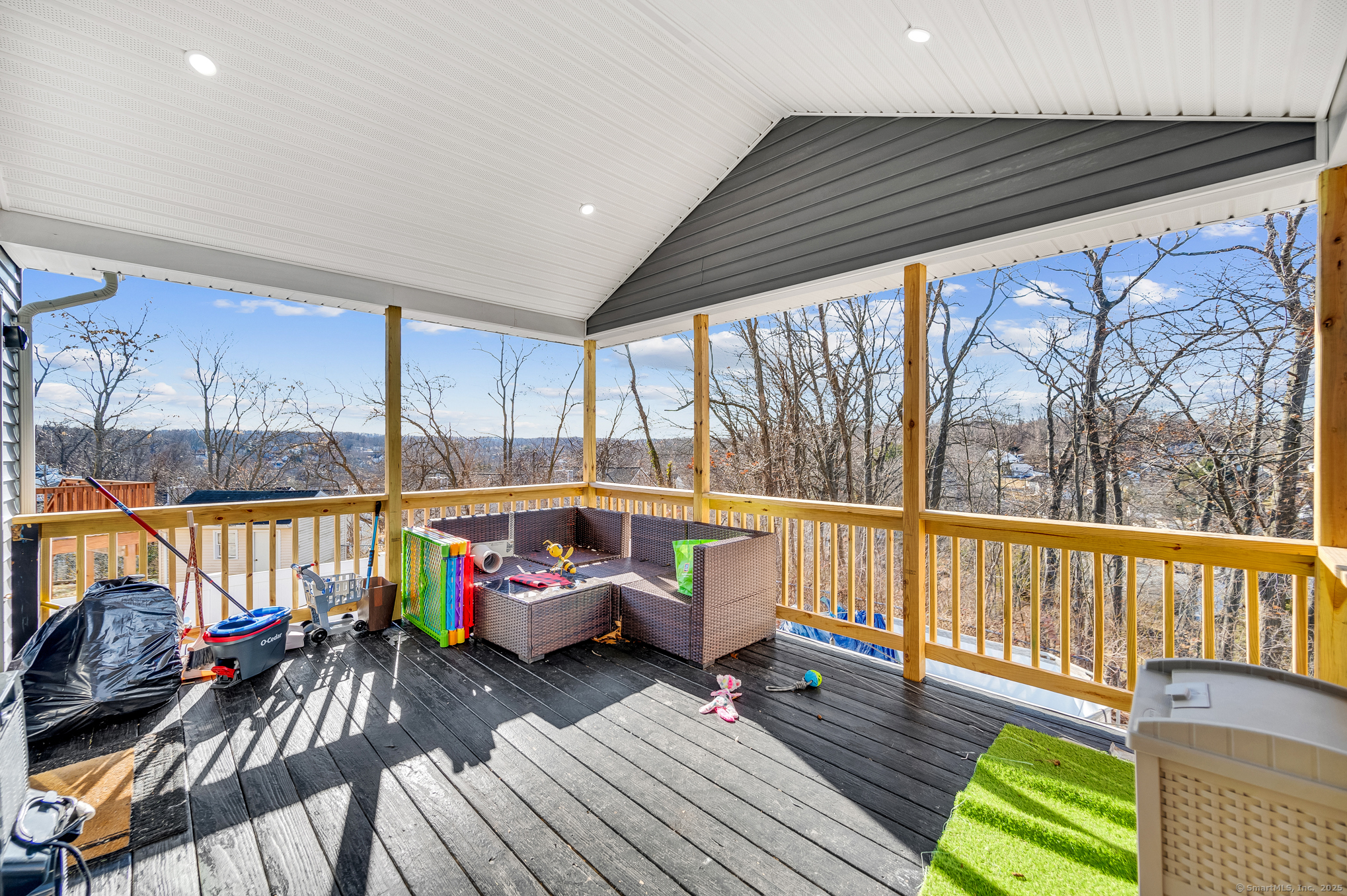 31 Laura Circle, East Haven, Connecticut image 33