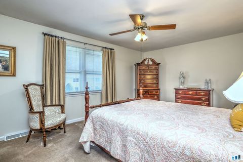 Tiny photo for 25 Carriage Path N #25, Milford, CT 06460 (MLS # 24150018)