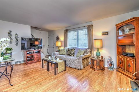 Tiny photo for 25 Carriage Path N #25, Milford, CT 06460 (MLS # 24150018)