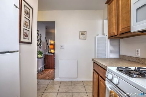 Tiny photo for 25 Carriage Path N #25, Milford, CT 06460 (MLS # 24150018)