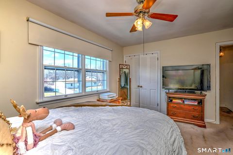 Tiny photo for 25 Carriage Path N #25, Milford, CT 06460 (MLS # 24150018)