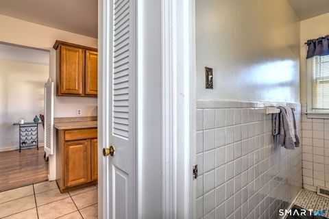 Tiny photo for 25 Carriage Path N #25, Milford, CT 06460 (MLS # 24150018)