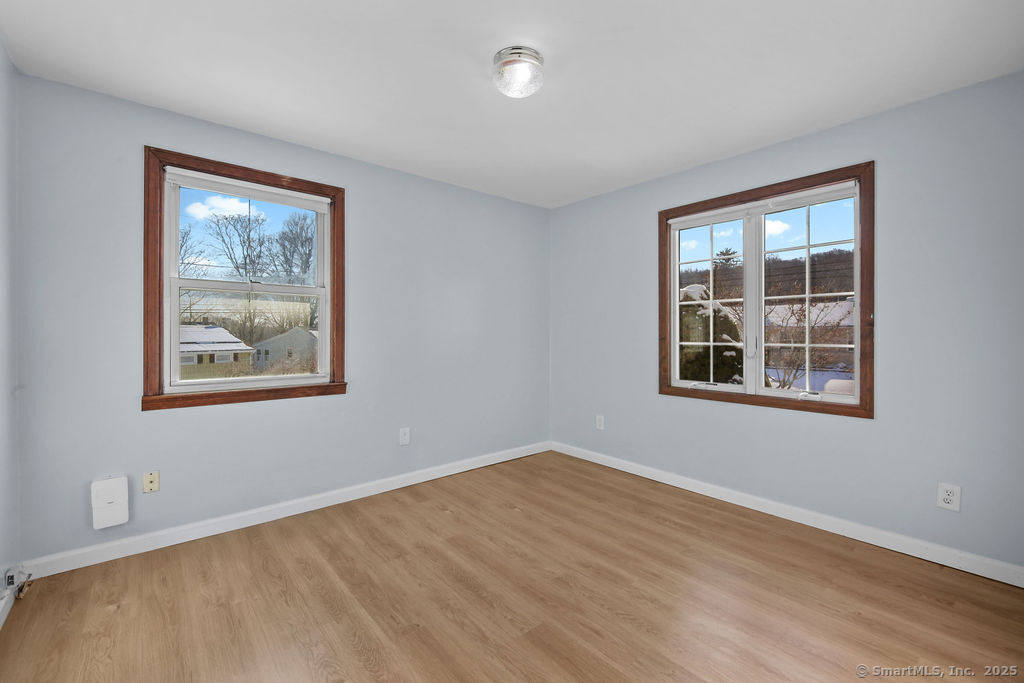 New Britain, Connecticut 06053, United States, 3 Bedrooms Bedrooms, ,1 BathroomBathrooms,Residential,Pending,14026