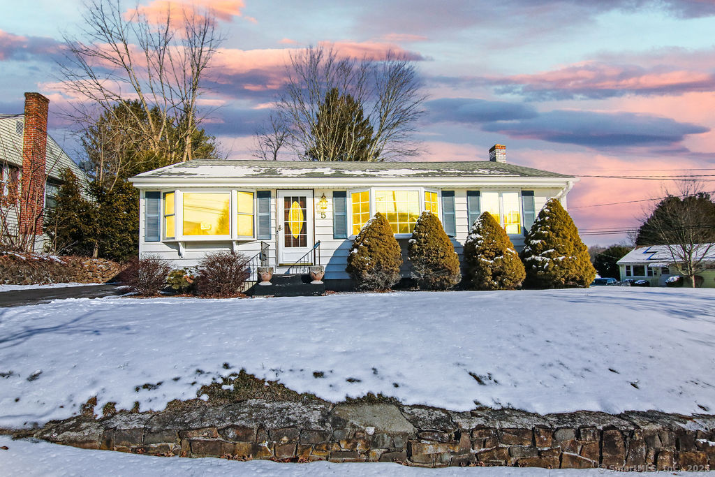 New Britain, Connecticut 06053, United States, 3 Bedrooms Bedrooms, ,1 BathroomBathrooms,Residential,Pending,14026 New Britain, Connecticut 06053, United States, 3 Bedrooms Bedrooms, ,1 BathroomBathrooms,Residential,Pending,14026