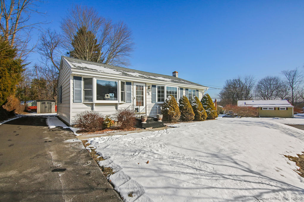 New Britain, Connecticut 06053, United States, 3 Bedrooms Bedrooms, ,1 BathroomBathrooms,Residential,Pending,14026