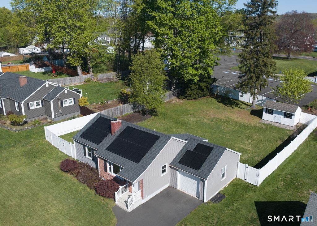 Photo of 7 Hillscrest Road, Plainville, CT 06062 (MLS # 24169676)