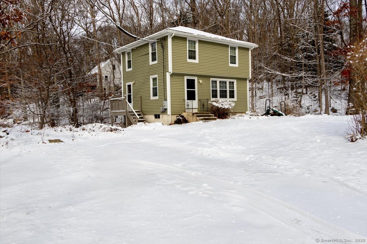 Property for Sale at Browns Road, Mansfield, Connecticut - Bedrooms: 3 
Bathrooms: 2 
Rooms: 5  - $239,900