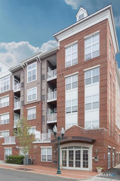 Photo of 850 E Main Street #409, Stamford, CT 06902 (MLS # 24213057)