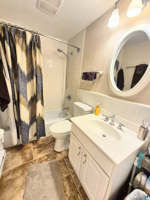 Tiny photo for 239 Old Farms Road #APT 15C, Avon, CT 06001 (MLS # 24156006)