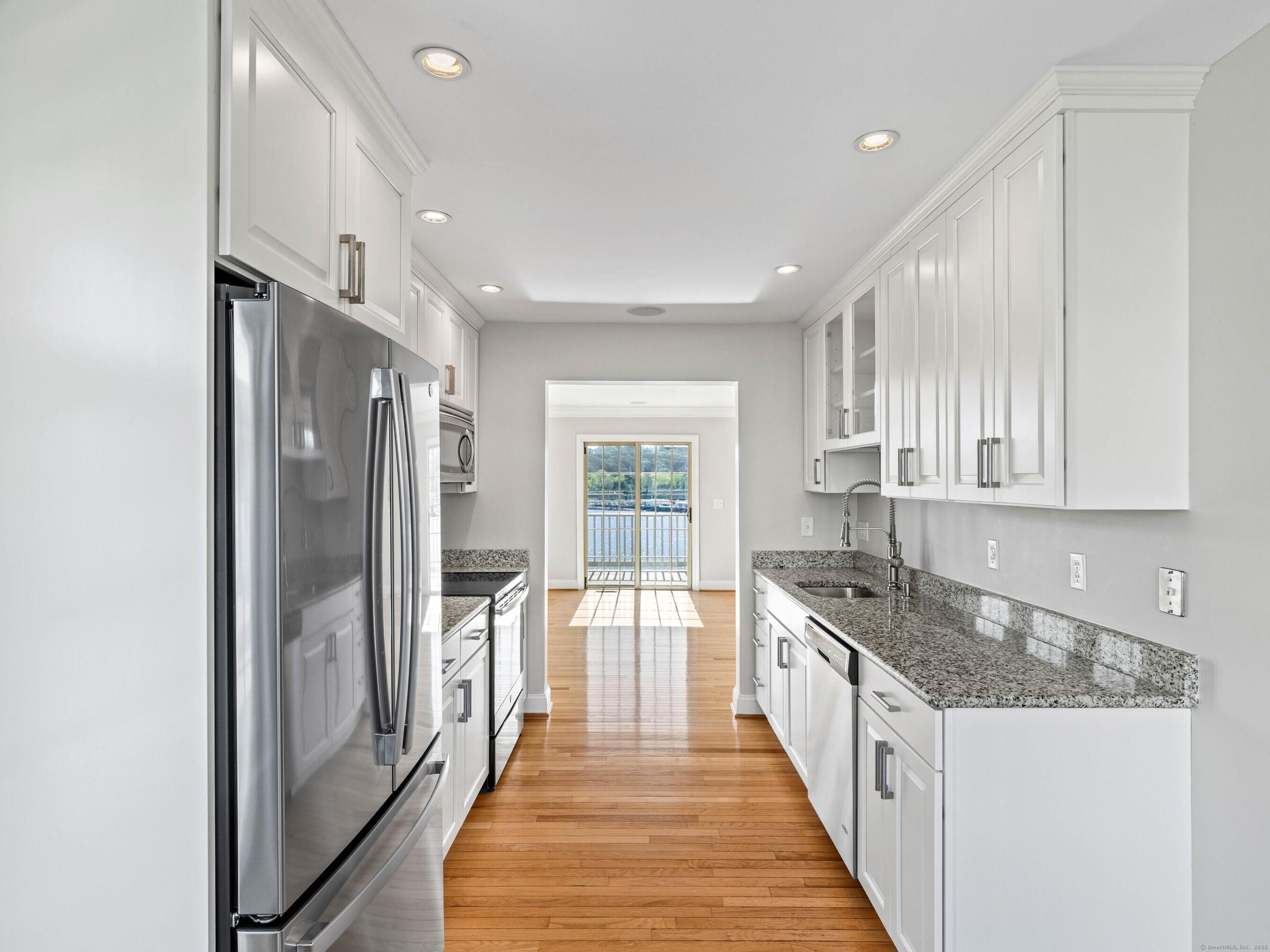 64 Scotch Cap Road #139, Waterford, Connecticut image 4