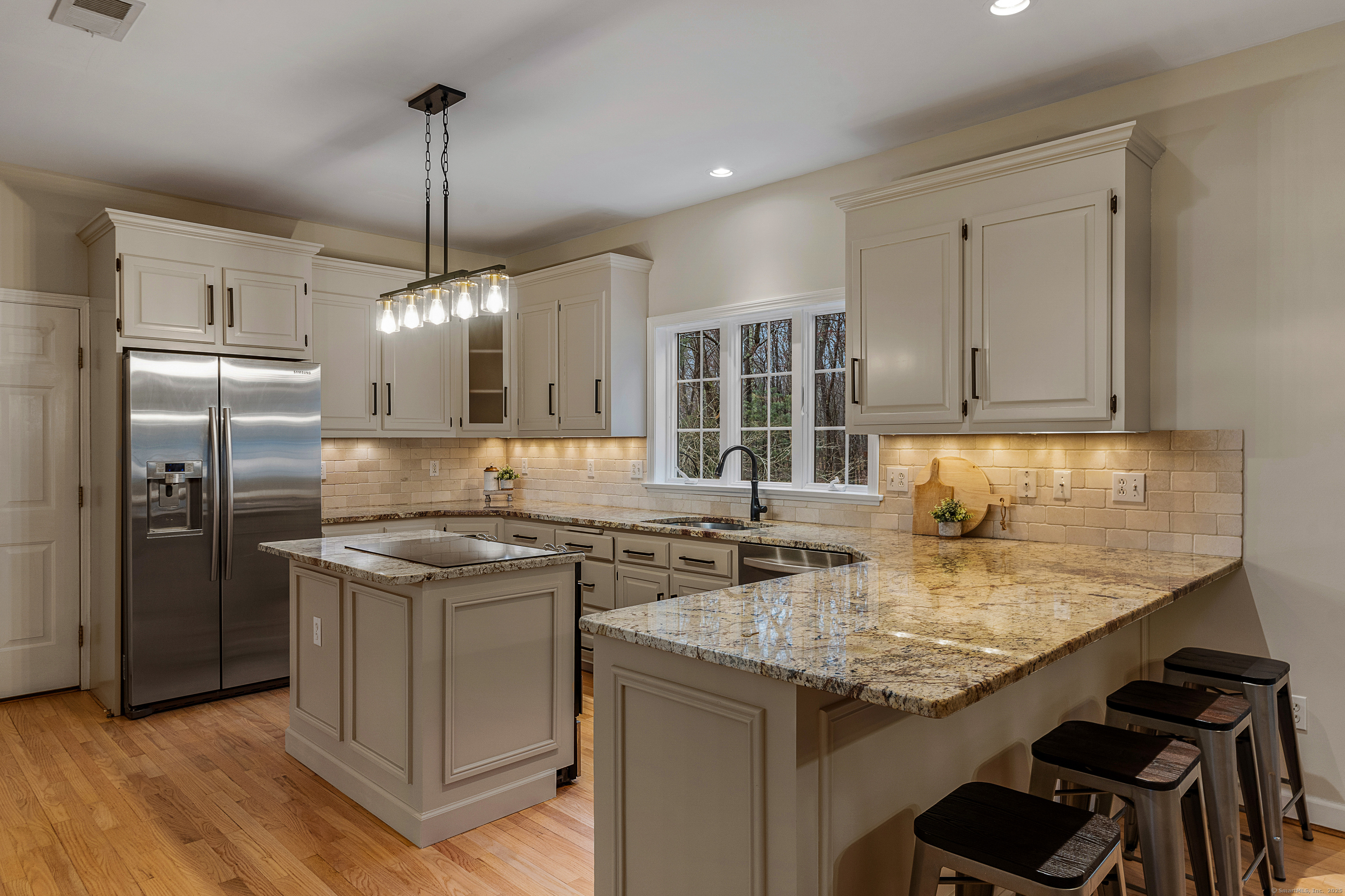 6 Fawn Trail, Tolland, Connecticut image 11
