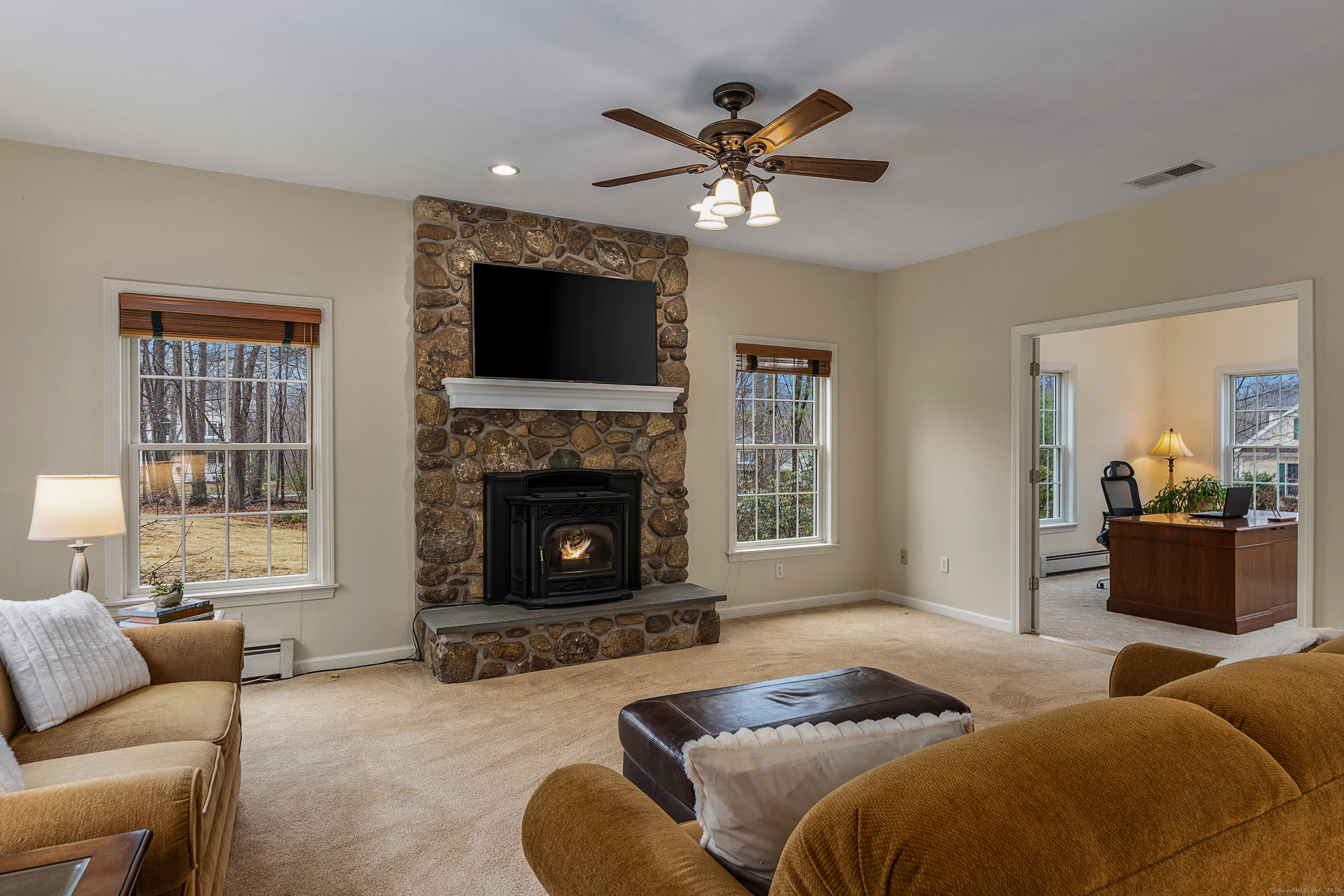 6 Fawn Trail, Tolland, Connecticut image 16