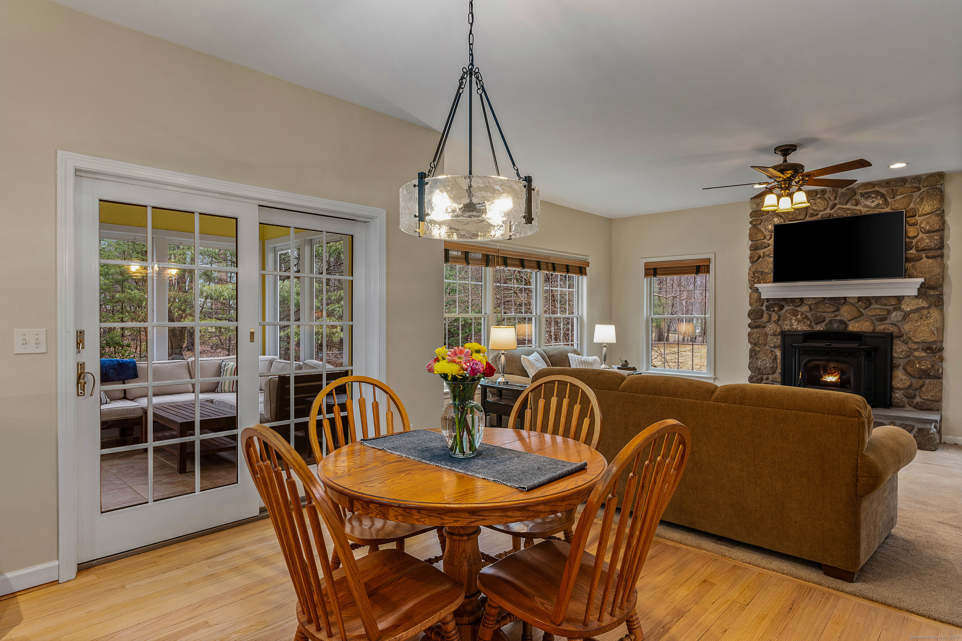 6 Fawn Trail, Tolland, Connecticut image 13
