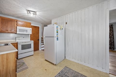 Tiny photo for 122 N Airline Road, Wallingford, CT 06492 (MLS # 24143351)