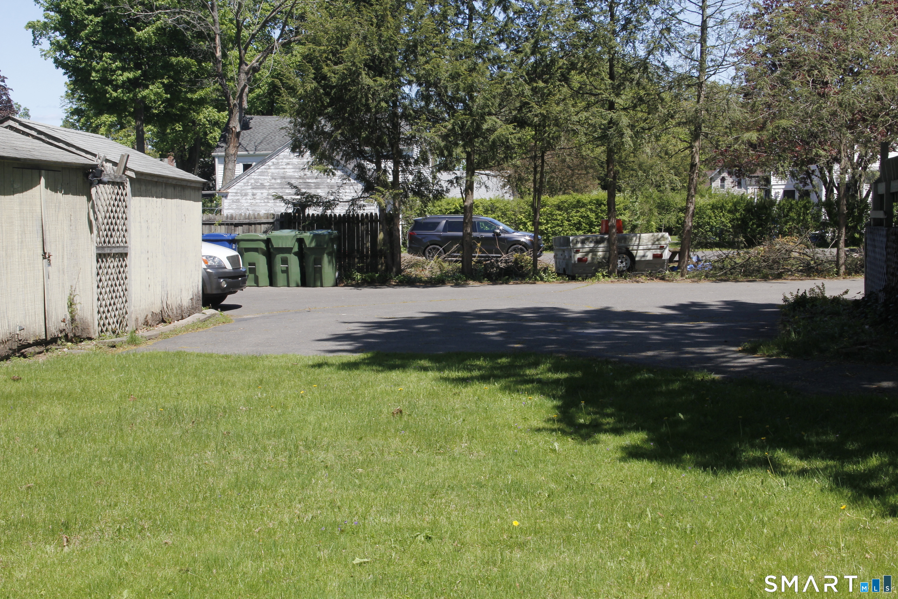 204 Poquonock Avenue
